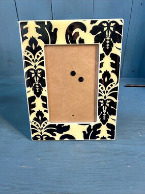 Target Vintage Black & Cream Floral Picture Frame | 4 x 6”
